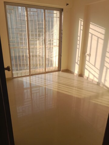 2 BHK Apartment For Rent in JSB Nakshatra Greens, Naigaon East