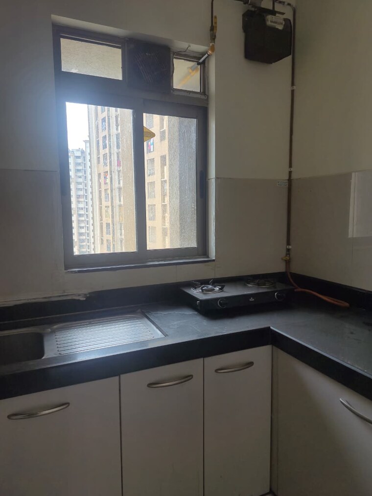 Kitchen, lodha-splendora 1 Bedroom 454 Sq.Ft. Apartment In Ghodbunder Road Thane 9661543