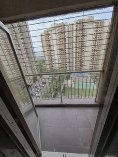 1.5 BHK Apartment For Sale in Lodha Splendora