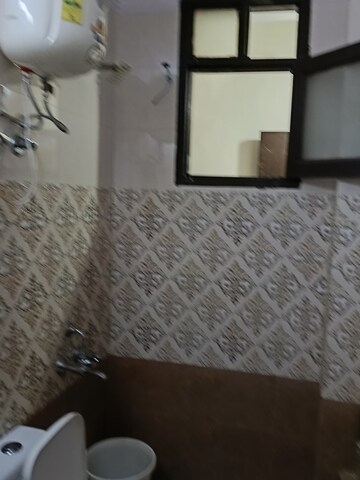 Room in 1 BHK Builder Floor at Neb Sarai – for Rent
