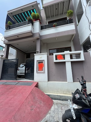  Pg For Rent in Gomti Nagar