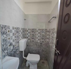 Bathroom in 1 BHK Apartment at Kondapur – for Rent