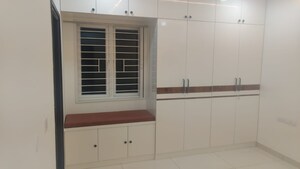 Room in 3 BHK Apartment at Rajapushpa Provincia, Narsingi – for Rent