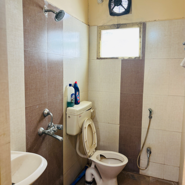 Bathroom, madhapur Commercial Office Space 1250 Sq.Ft. In Madhapur Hyderabad 9661598