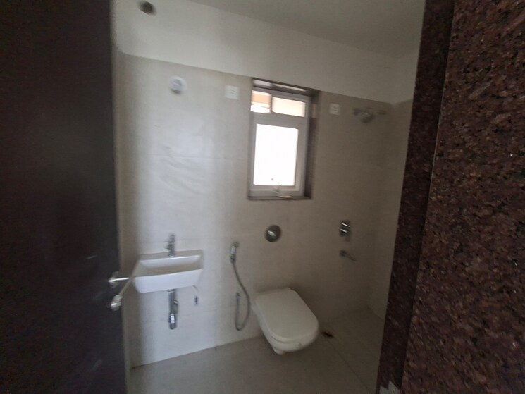 Bathroom, puranik-aarambh 1 Bedroom 361 Sq.Ft. Apartment In Ghodbunder Road Thane 9661612