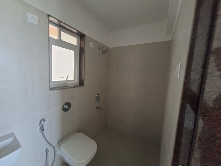 Bathroom, puranik-aarambh 1 Bedroom 361 Sq.Ft. Apartment In Ghodbunder Road Thane 9661624