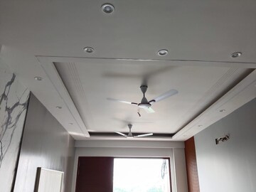 1.5 BHK Builder Floor For Rent in Sai Residency Noida, Sector 73