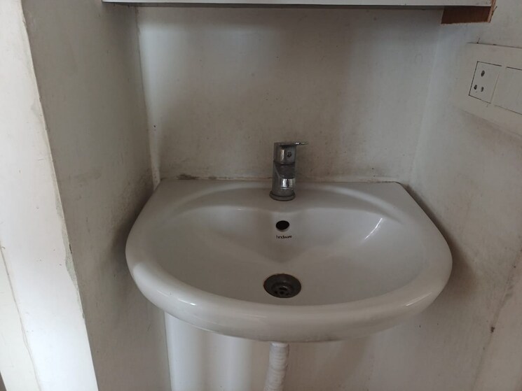 Bathroom, tulip-lemon 2 Bedroom 526 Sq.Ft. Apartment In Sector 69 Gurgaon 9661629