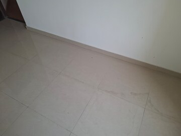 Room in 1 BHK Apartment at KIPL Morya, Kasarvadavali – for Rent