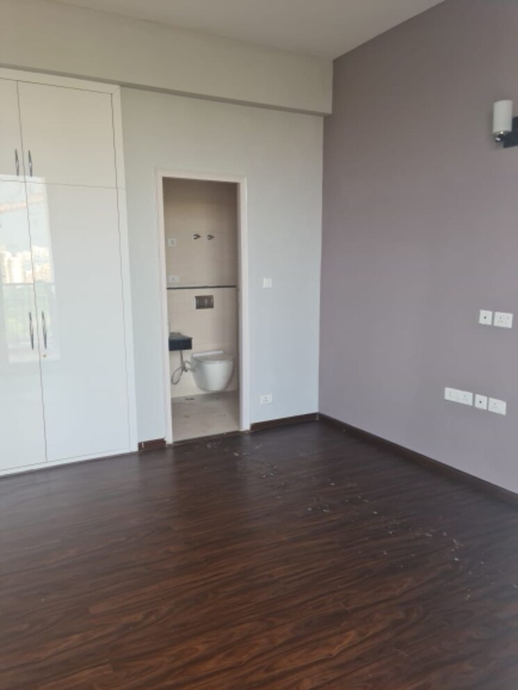 Room, supertech-hues 2 Bedroom 1130 Sq.Ft. Apartment In Sector 68 Gurgaon 9661651