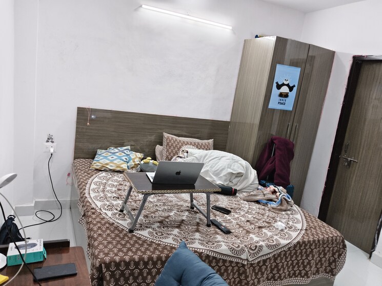 Bedroom, dlf city phase 3 1 RK 150 Sq.Ft. Independent House In Dlf City Phase 3 Gurgaon 9661771