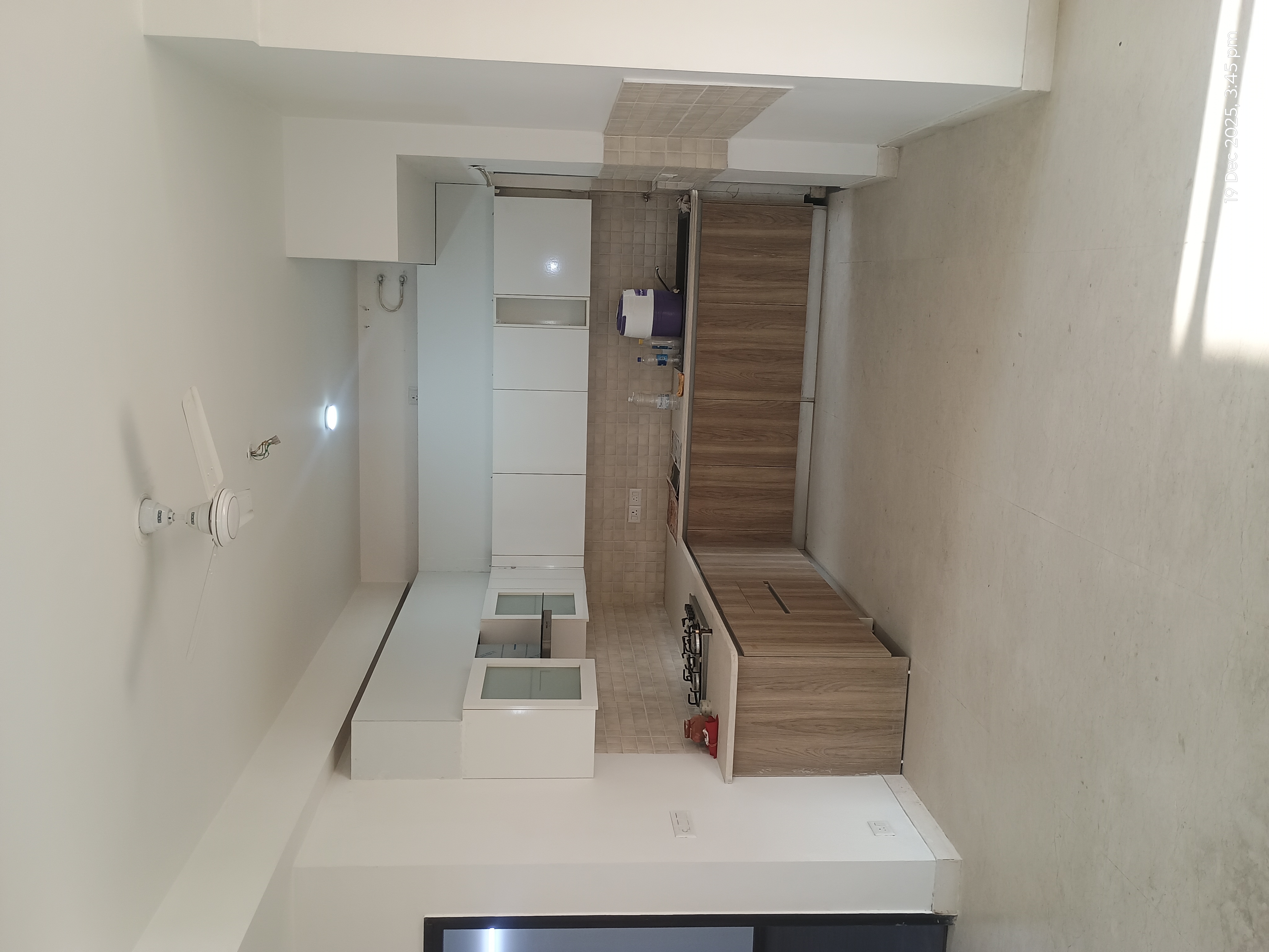 3 BHK + Extra Room 2282 Sq.Ft. Builder Floor in BPTP Amstoria