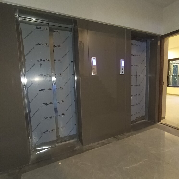 Room, goregaon east 2 Bedroom 1150 Sq.Ft. Apartment In Goregaon East Mumbai 9661777