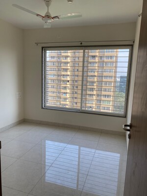 Room in 2.5 BHK Apartment at Nanded City Sur, Nanded – for Rent