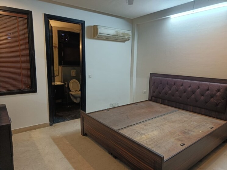 Master Bedroom, greater kailash i 3 Bedroom 2200 Sq.Ft. Builder Floor In Greater Kailash I Delhi 9661815