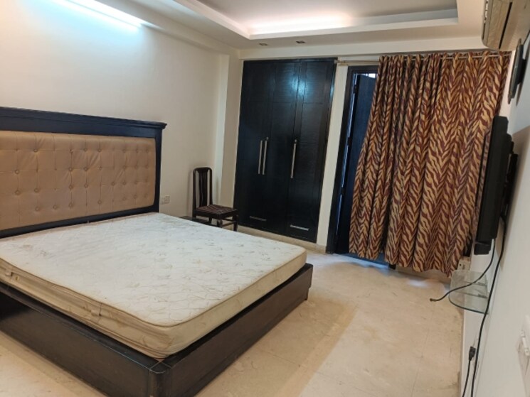 Master Bedroom, greater kailash i 3 Bedroom 2200 Sq.Ft. Builder Floor In Greater Kailash I Delhi 9661815