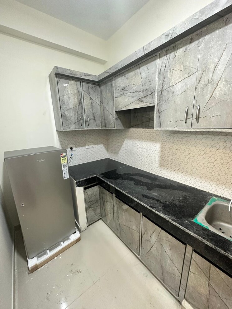 Kitchen, vvip-nest 1 Bedroom 680 Sq.Ft. Apartment In Raj Nagar Extension Ghaziabad 9661790