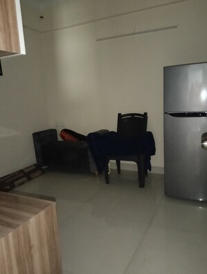 Team Area in 2 BHK Apartment at Vasu Fortune Residency, Raj Nagar Extension – for Rent