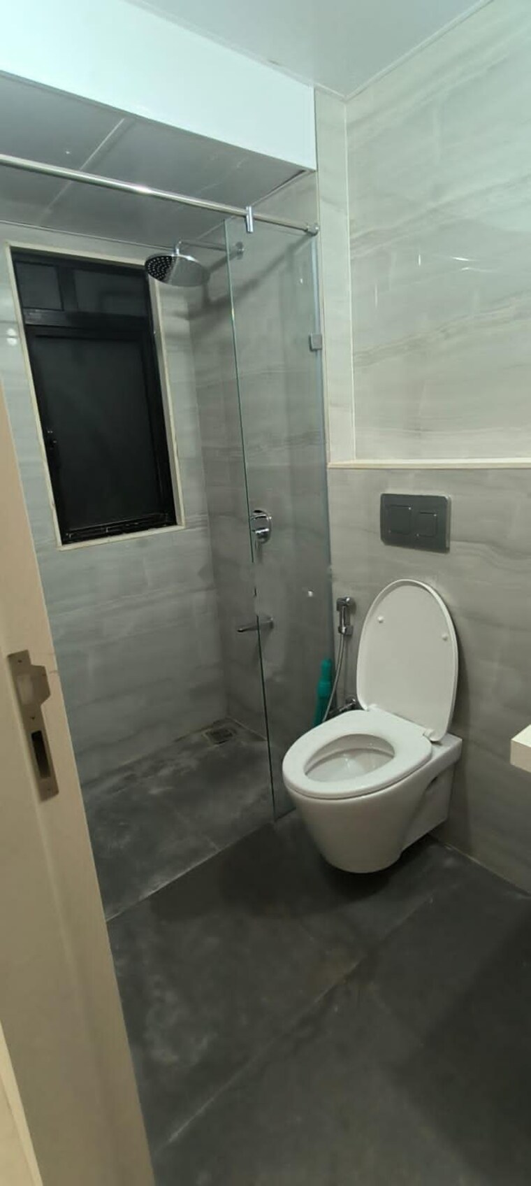 Bathroom, kalpataru-magnus 2 Bedroom 1000 Sq.Ft. Apartment In Bandra East Mumbai 9661817