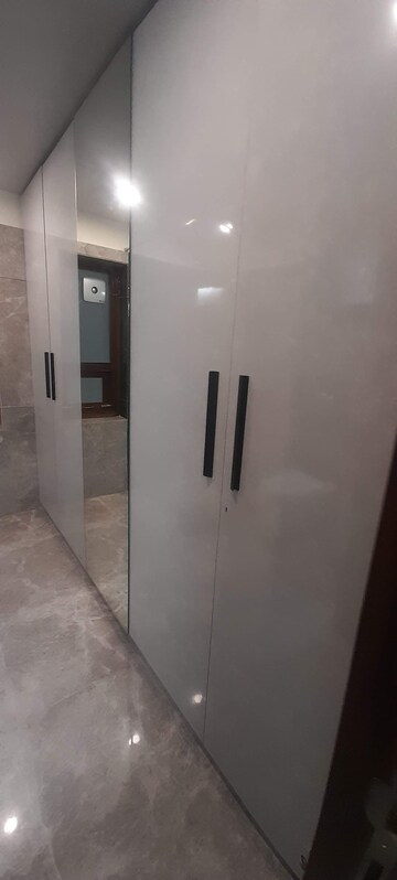 Room in 4 BHK Villa at Jaypee Green Villas, Jaypee Greens – for Rent