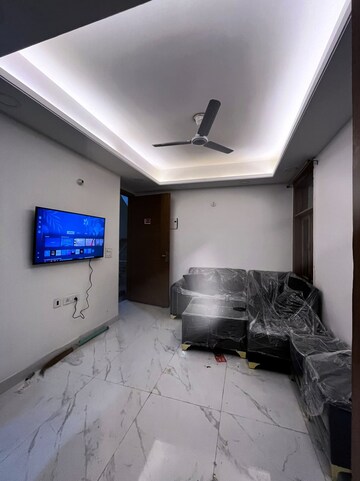 2 BHK Builder Floor For Rent in Saket