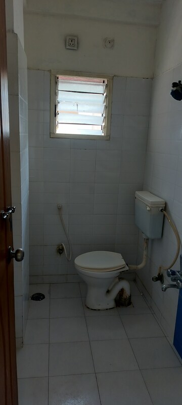 Bathroom in 2 BHK Apartment at Happy Homes BTM Layout, Btm Layout – for Rent