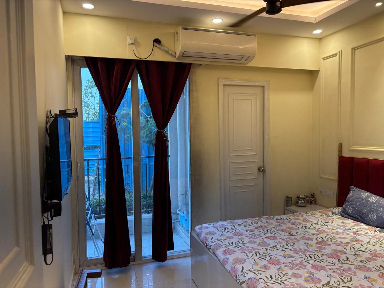 2 BHK + Pooja Room Apartment For Rent in Signature The Serenas