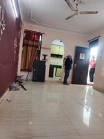 1 Rk  300 Sq.Ft. Builder Floor in Nebsarai 