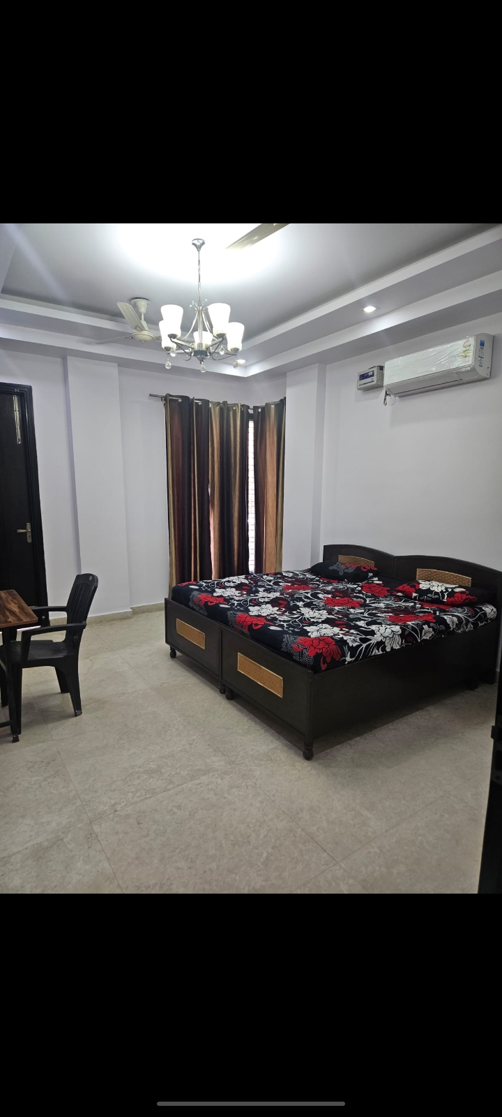 1 Rk  + Extra Room 60 Sq.Yd. Builder Floor in AS Tower