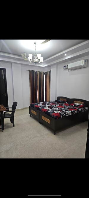 1 RK Builder Floor For Rent in AS Tower, Sector 45