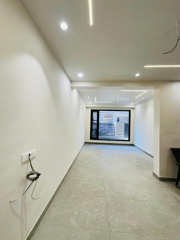 Room in 5 BHK Villa at Lohgarh – for Sale