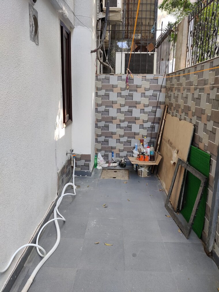 Room, ansal-sushant-apartments 1 Bedroom 100 Sq.Yd. Builder Floor In Sushant Lok I Gurgaon 9661925