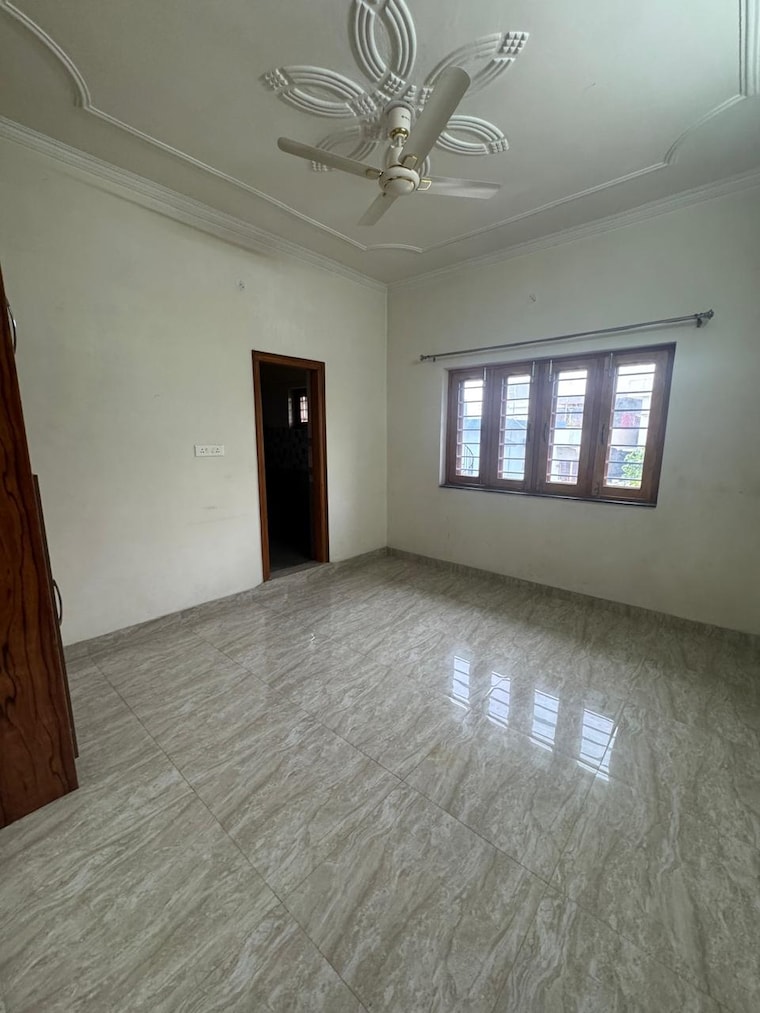 Room, sahastradhara road 2 Bedroom 1150 Sq.Ft. Apartment In Sahastradhara Road Dehradun 9661938