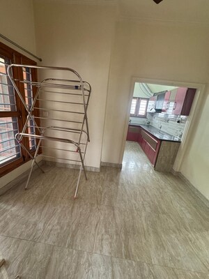 Room in 2 BHK Apartment at Sahastradhara Road – for Rent
