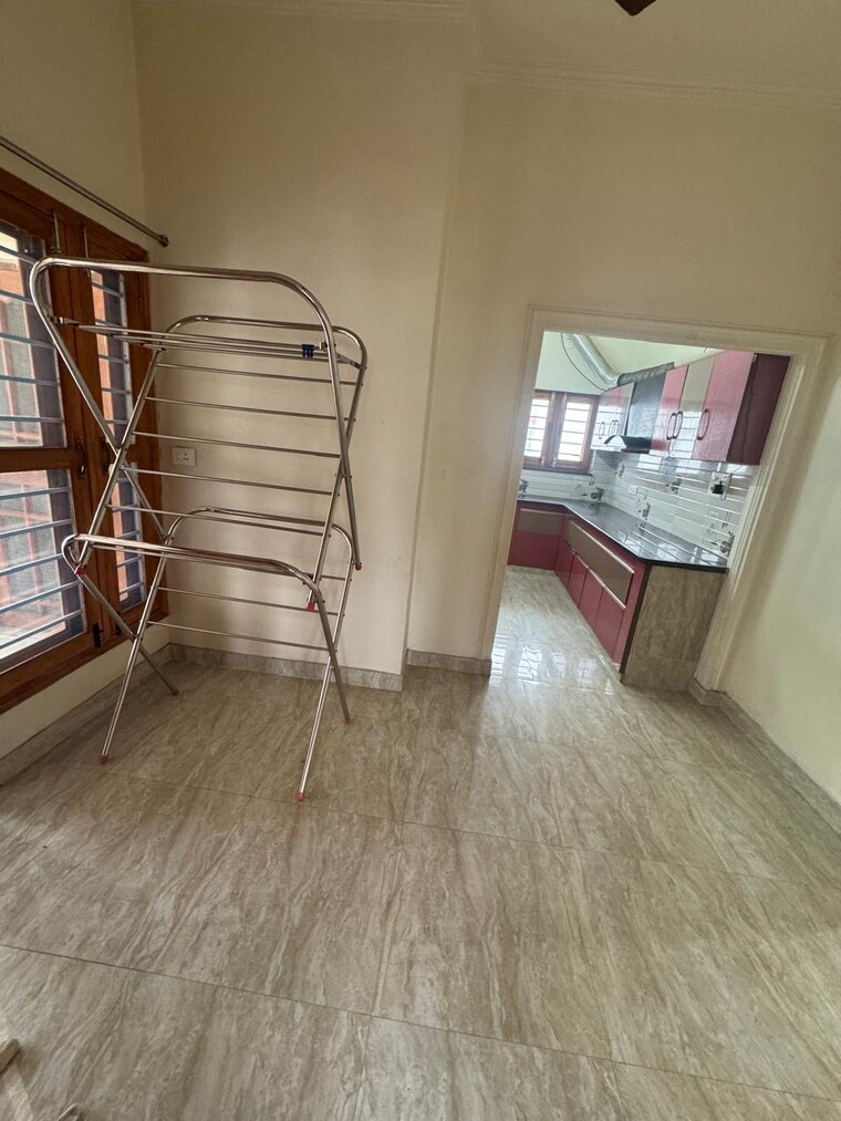 Room, sahastradhara road 2 Bedroom 1150 Sq.Ft. Apartment In Sahastradhara Road Dehradun 9661938