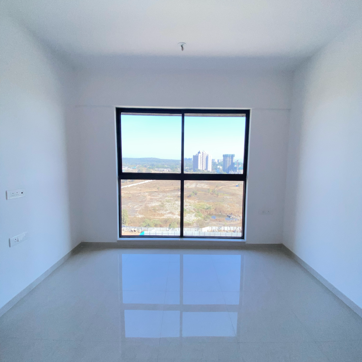 2 BHK Apartment For Rent in Lodha Palava Crown