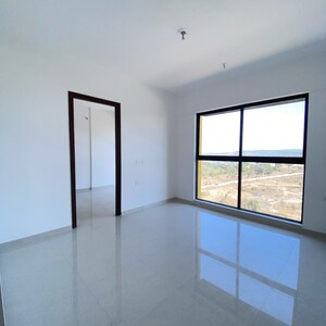 Room in 2 BHK Apartment at Lodha Palava Crown, Hedutane – for Rent