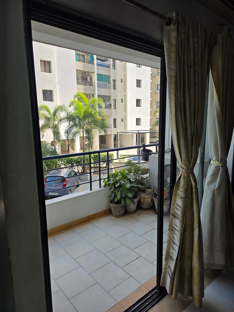 Balcony, jodhpur 3 Bedroom 1900 Sq.Ft. Apartment In Jodhpur Ahmedabad 9661970