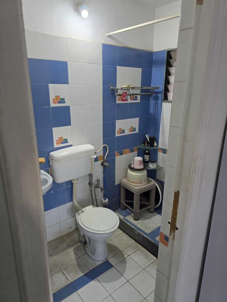 Attached Bathroom, jodhpur 3 Bedroom 1900 Sq.Ft. Apartment In Jodhpur Ahmedabad 9661970