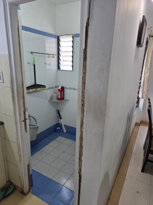 Bathroom in 3 BHK Apartment at Jodhpur – for Rent