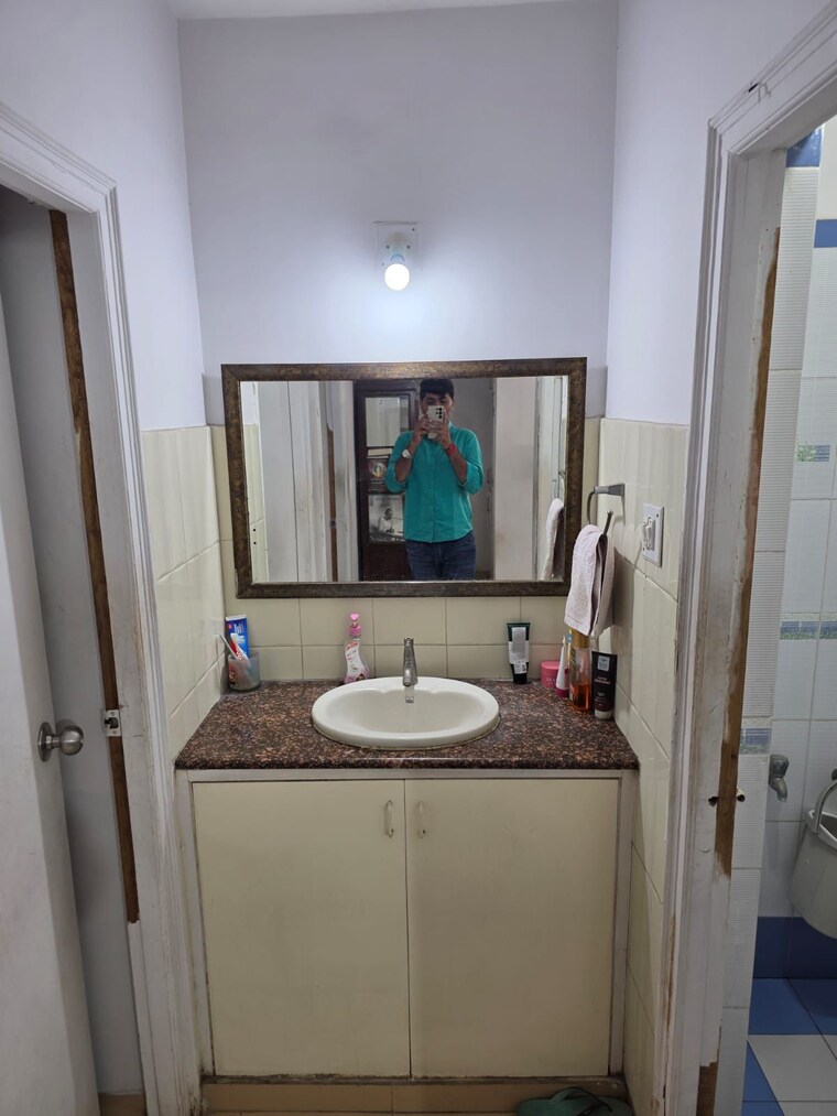 Bathroom, jodhpur 3 Bedroom 1900 Sq.Ft. Apartment In Jodhpur Ahmedabad 9661970
