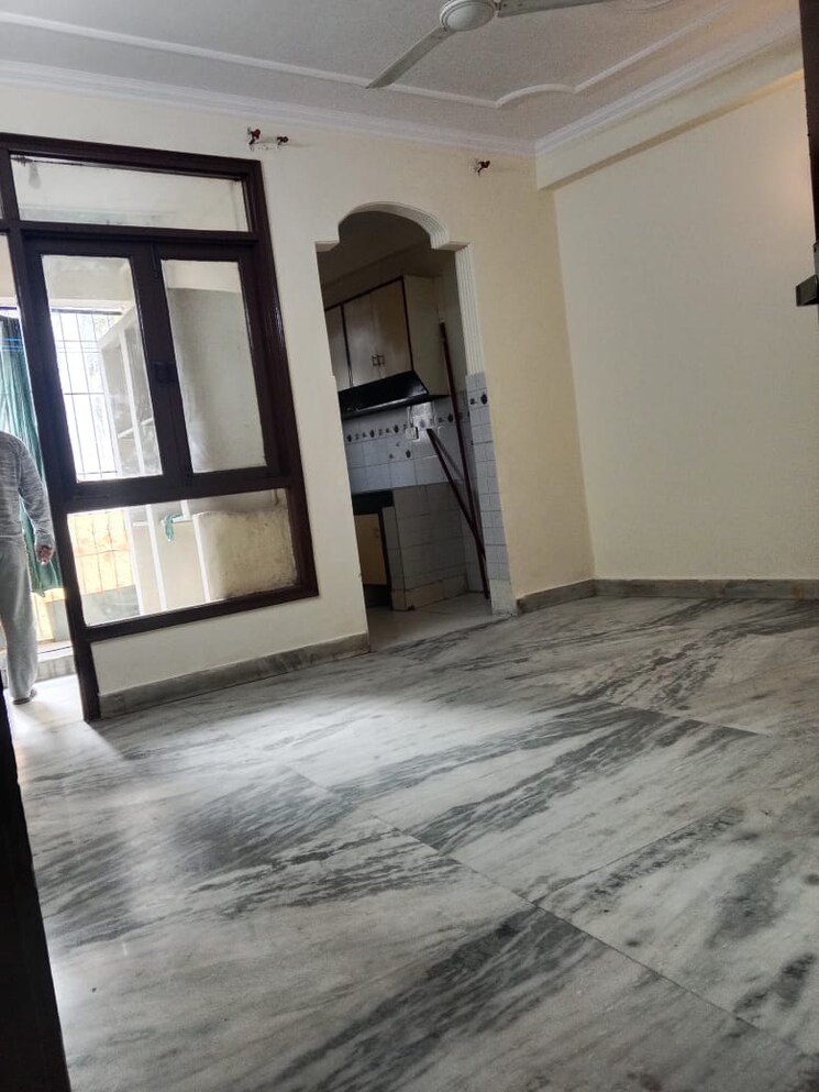 Room, saket 1 Bedroom 450 Sq.Ft. Builder Floor In Saket Delhi 9661977