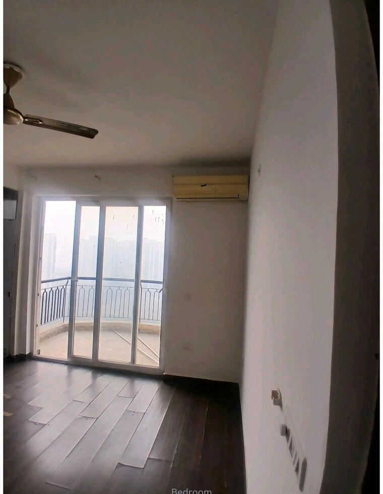 Room, ansal-royal-heritage 2 Bedroom 780 Sq.Ft. Apartment In Sector 70 Faridabad 9661975