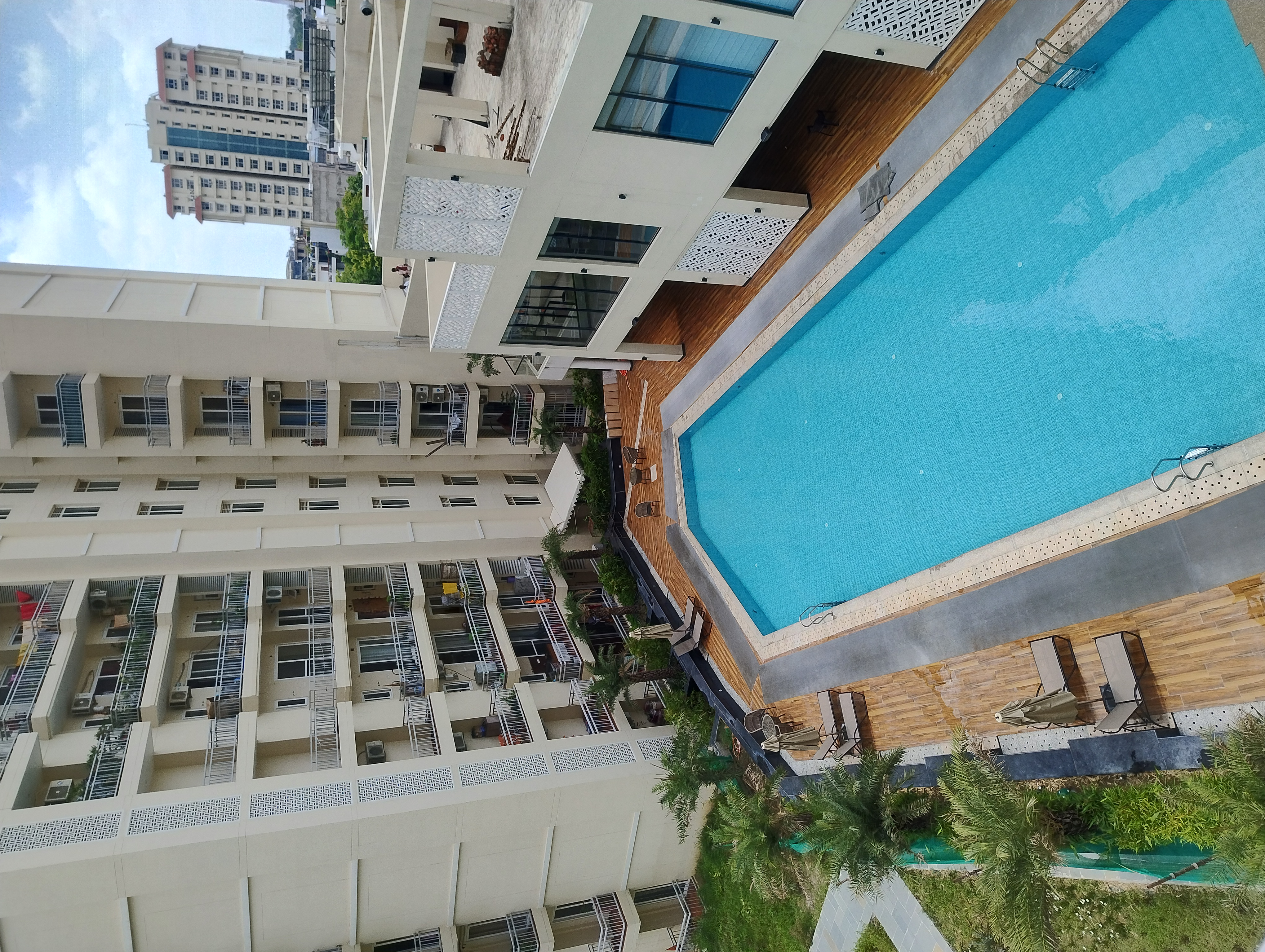 3 BHK + Extra Room 560 Sq.Ft. Apartment in Omaxe R2