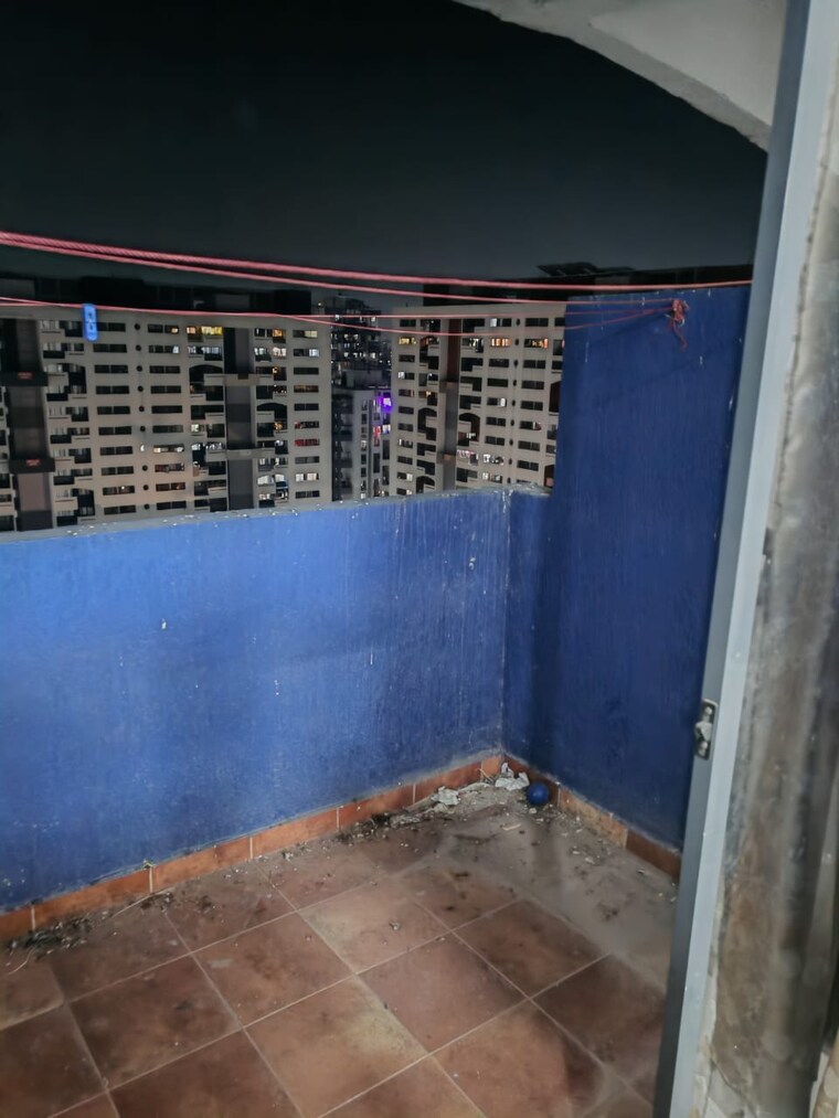 Swimming Pool, kumar-pebble-park 2 Bedroom 602 Sq.Ft. Apartment In Hadapsar Pune 9661965