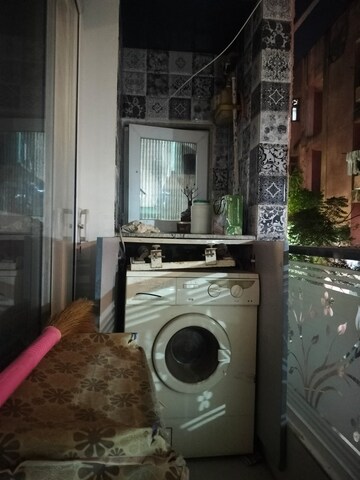 Parking in 2 BHK Apartment at Molarband – for Rent