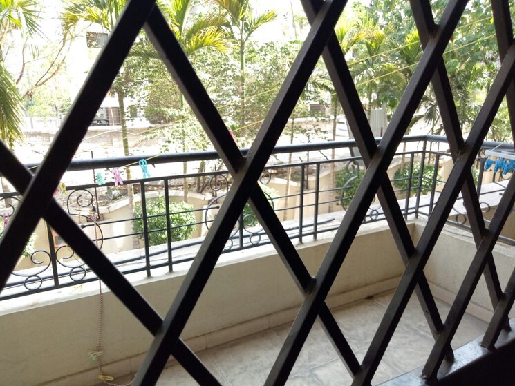 Balcony, vyas-ranjeet-heights 3 Bedroom 1341 Sq.Ft. Apartment In Rambaug Colony Pune 9661976