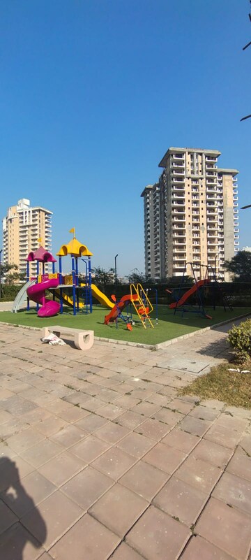 3 BHK Apartment – Exterior View View at Ansal Highland Park, Sector 103 - for Rent