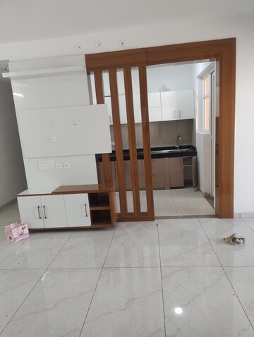 Kitchen in 3 BHK Apartment at Omaxe Residency II, Gomti Nagar – for Rent