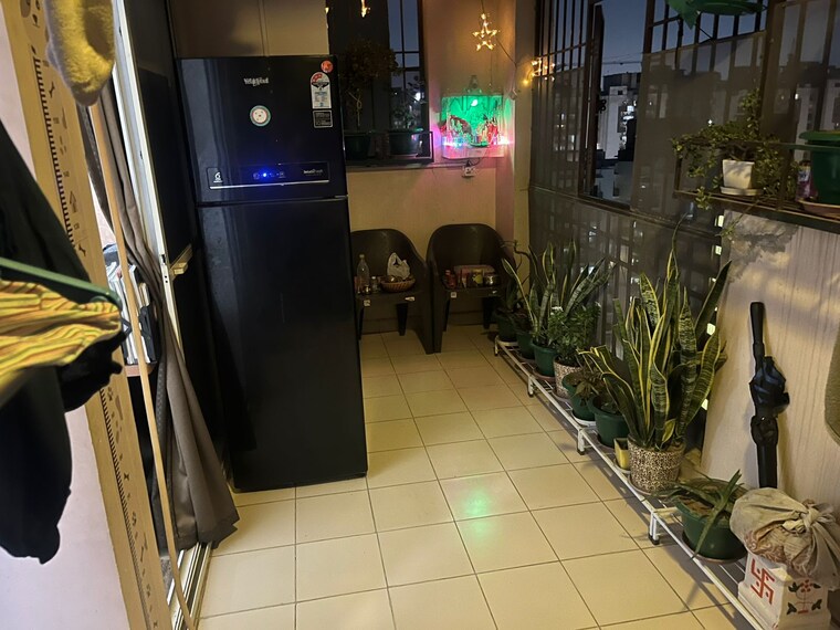 Balcony, ajnara-le-garden 2 Bedroom 875 Sq.Ft. Apartment In Sector 16b Greater Noida Greater Noida 9662042